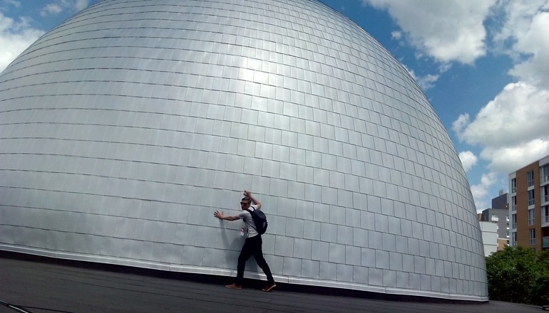 FulldomeFever founder Daniel at SAT Montréal